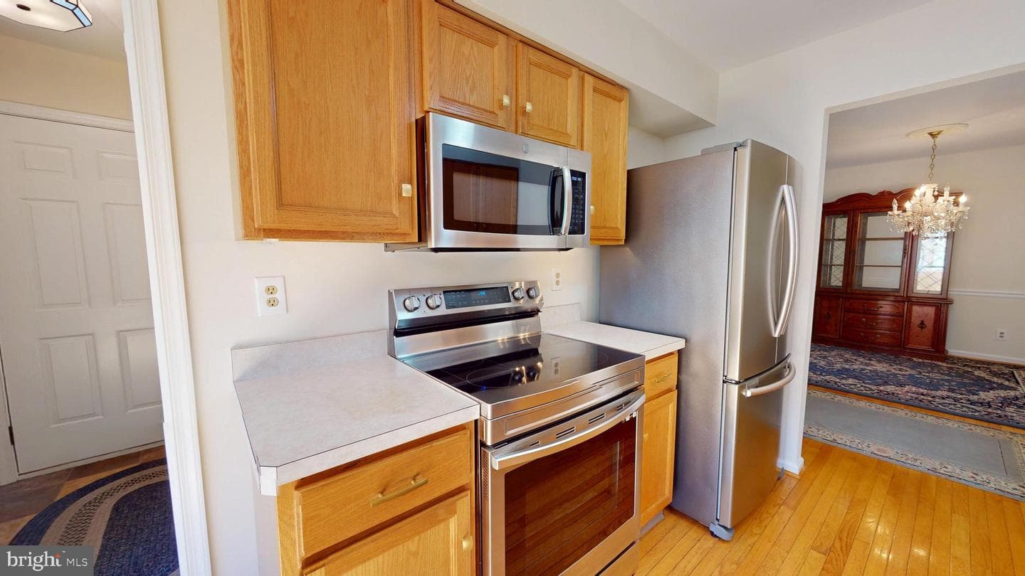 4040 Diane Way photo 12