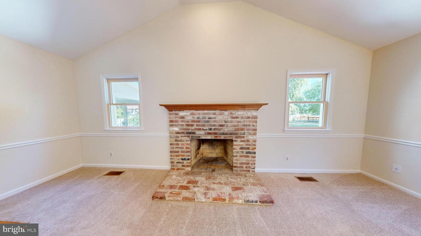 4040 Diane Way photo 20