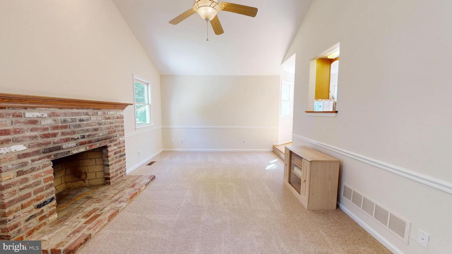 4040 Diane Way photo 21