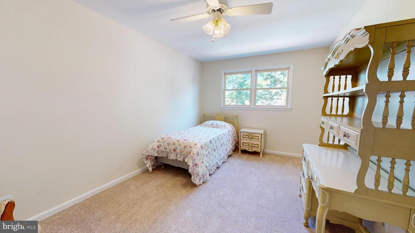 4040 Diane Way photo 36