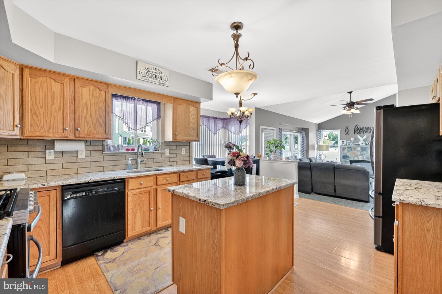 1233 Cobblestone Drive photo 17