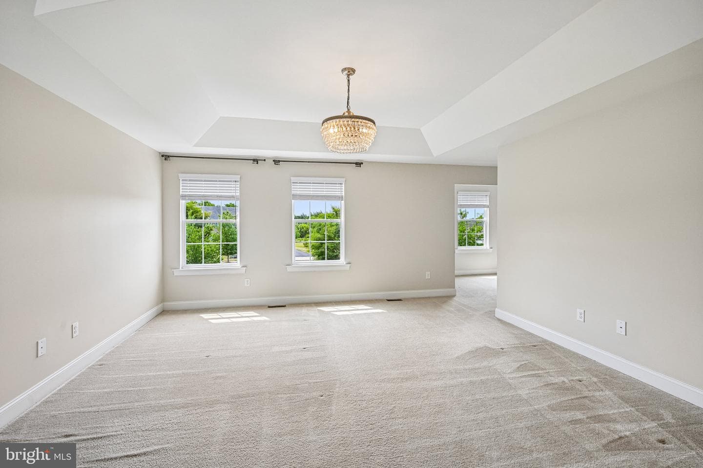 440 Elizabeth Way photo 23