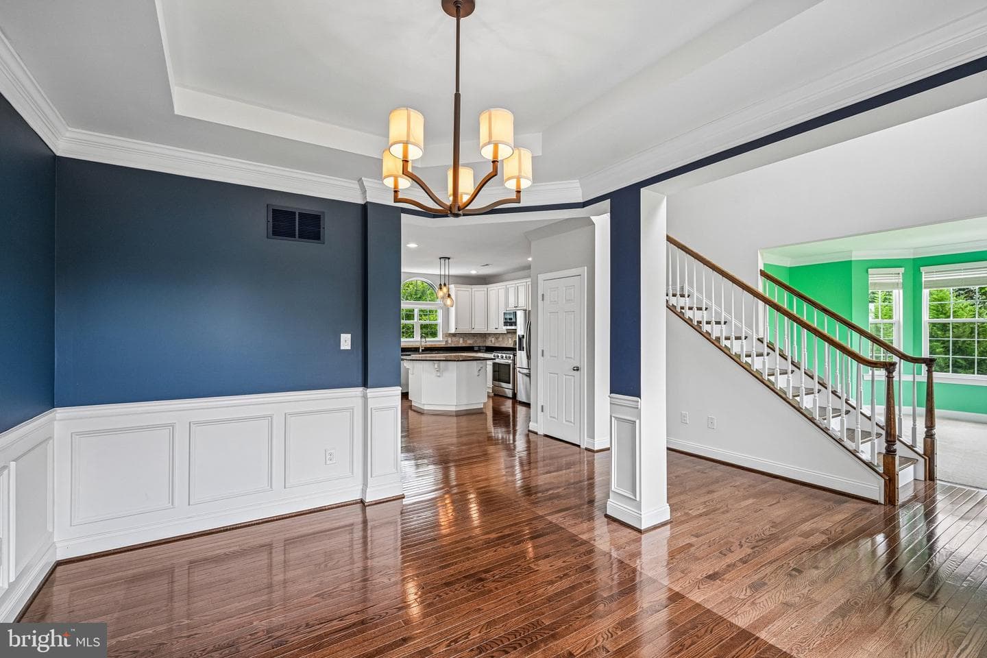 440 Elizabeth Way photo 6