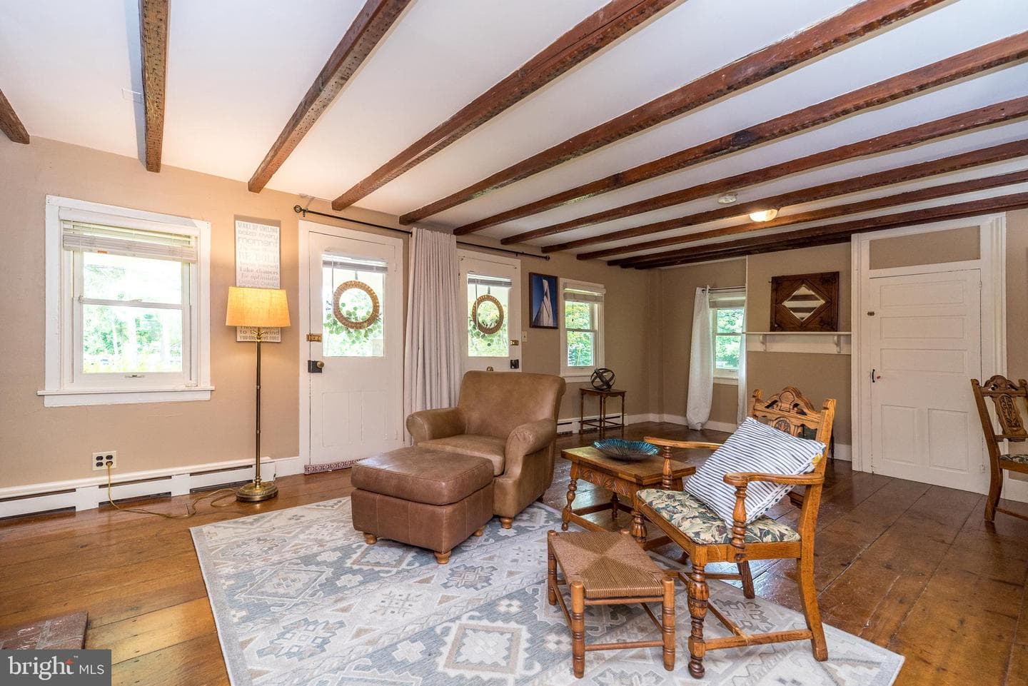 65 Mathews Avenue photo 6