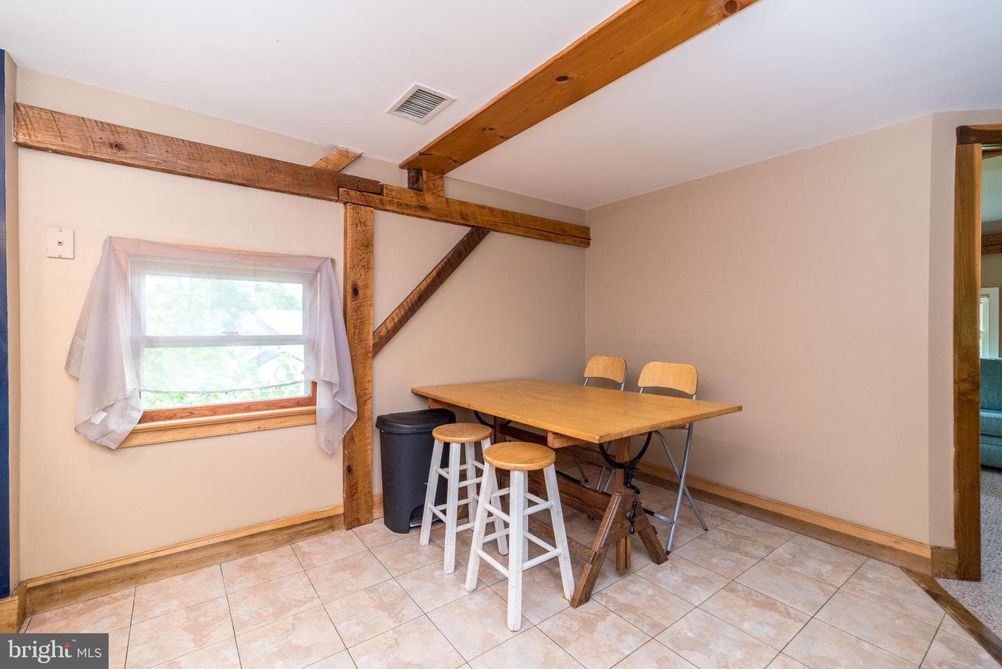 65 Mathews Avenue photo 70