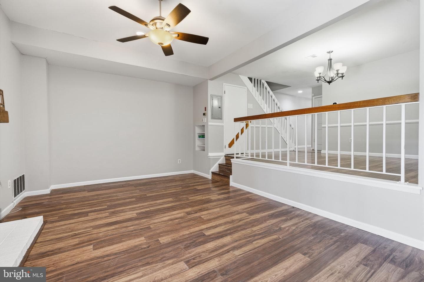 1720 Julie Court photo 14