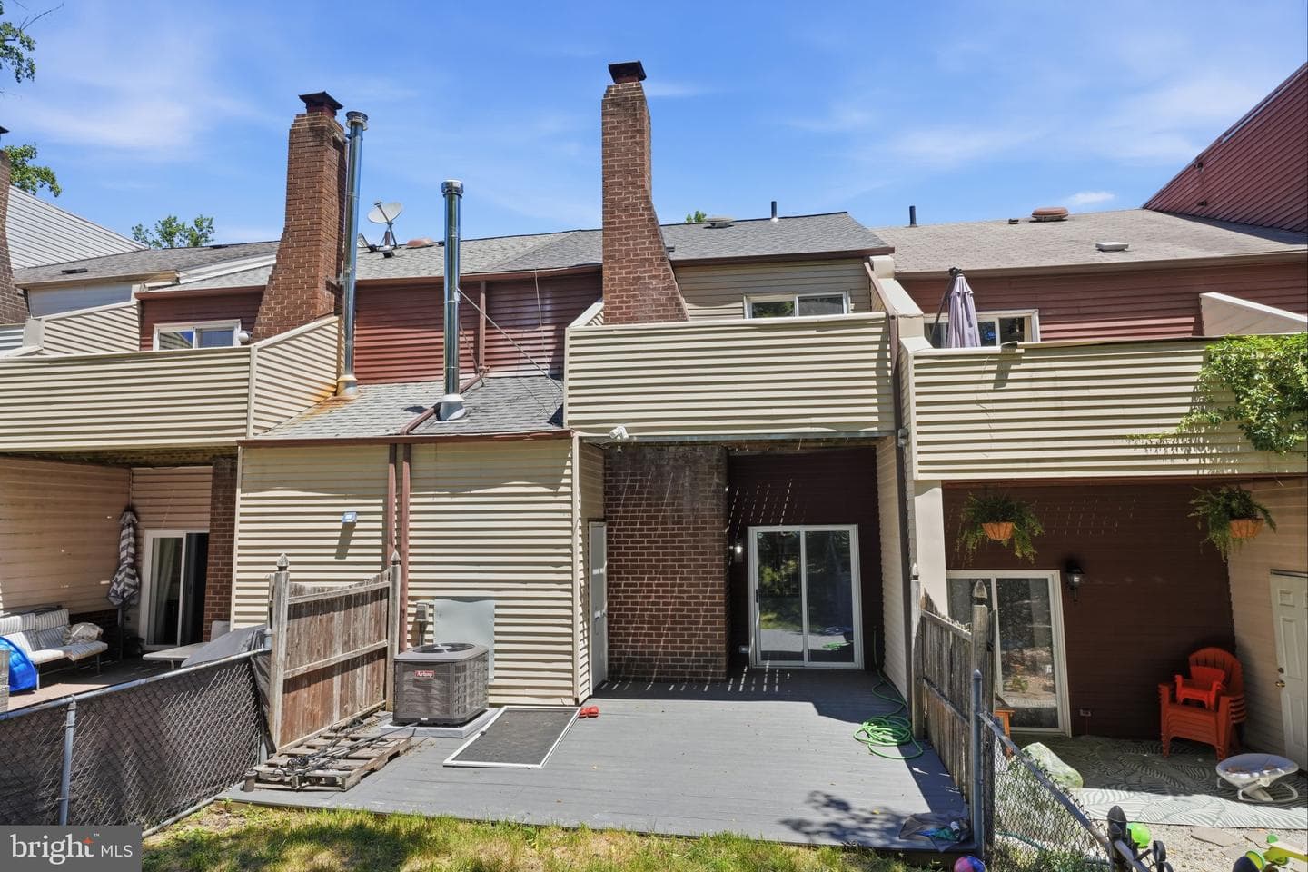 1720 Julie Court photo 16