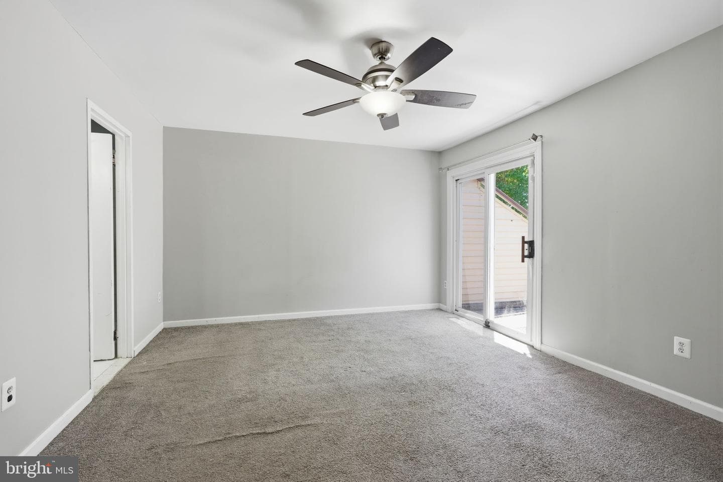 1720 Julie Court photo 22