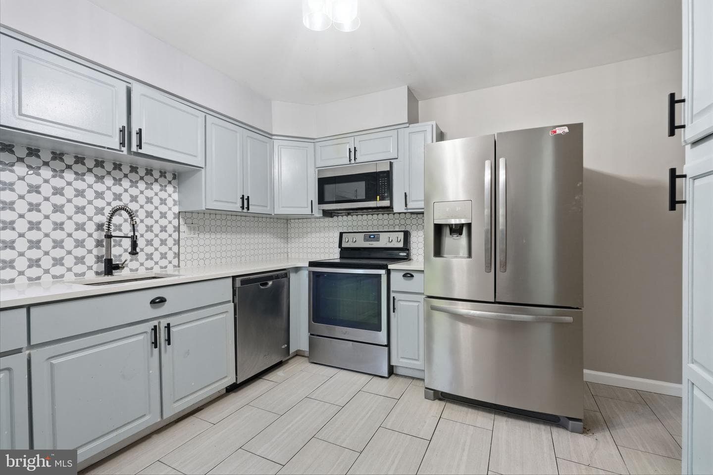 1720 Julie Court photo 8