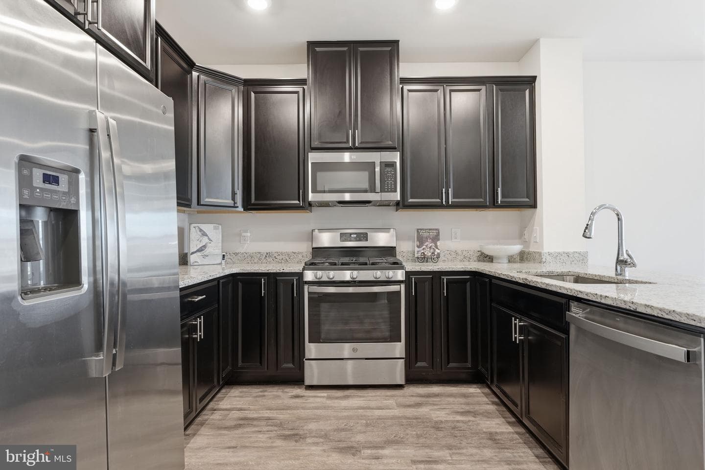 136b Fleet Court photo 12
