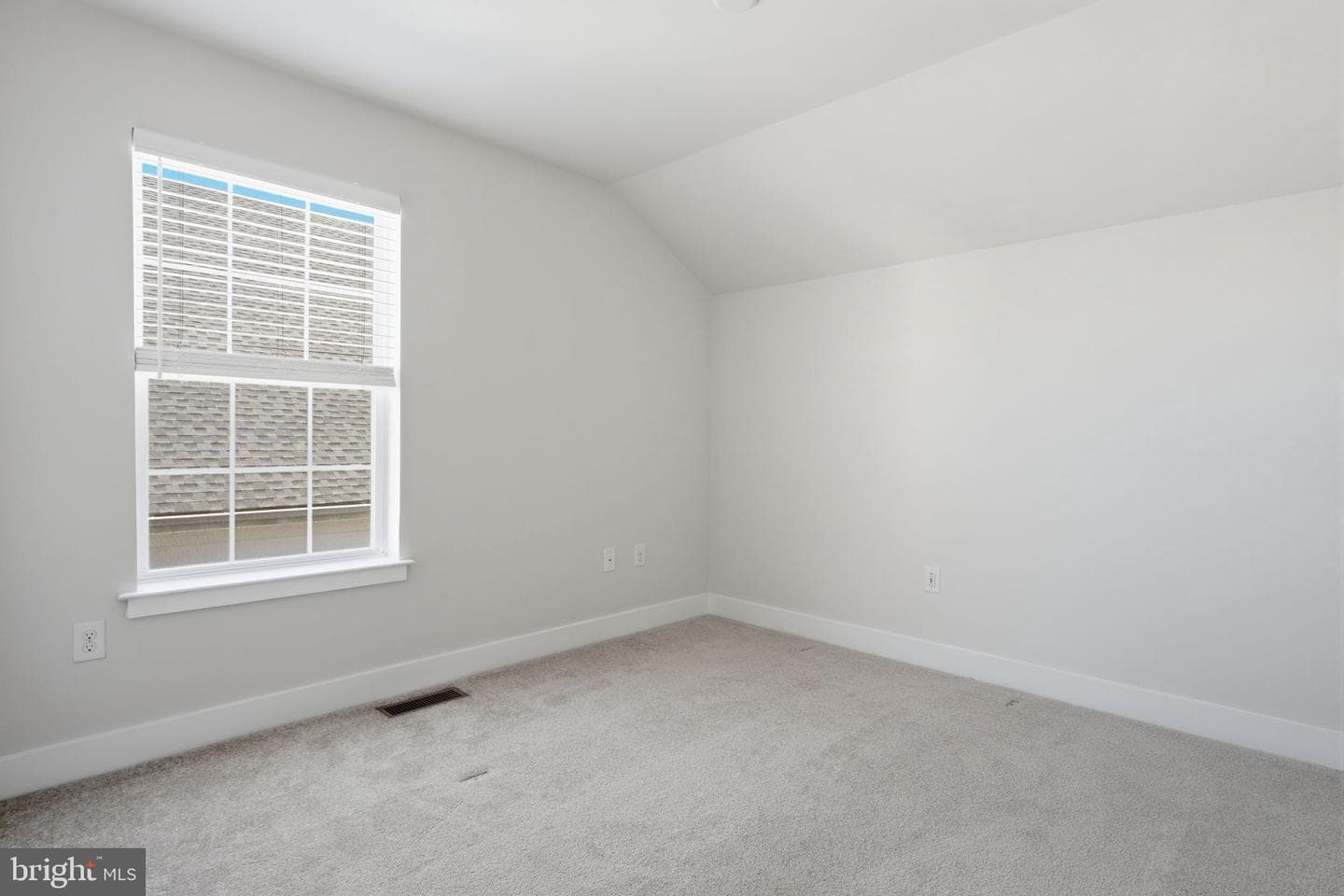 136b Fleet Court photo 30