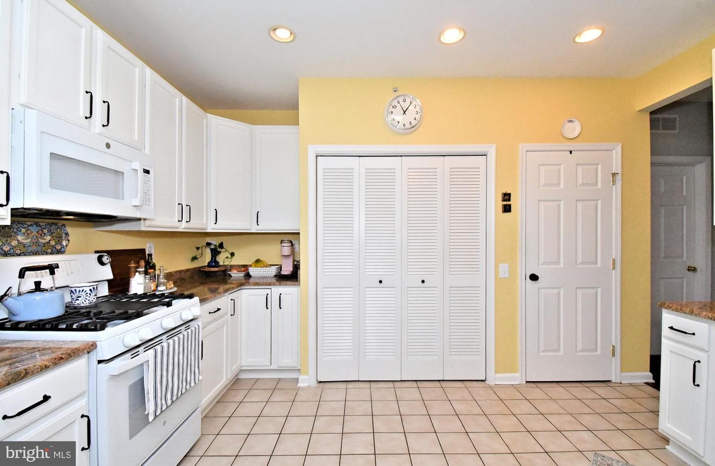 200 Beech Boulevard #202 photo 27