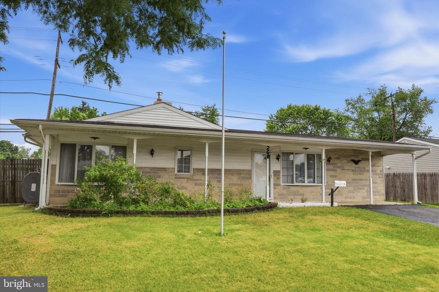 268 Blue Ridge Drive, Levittown