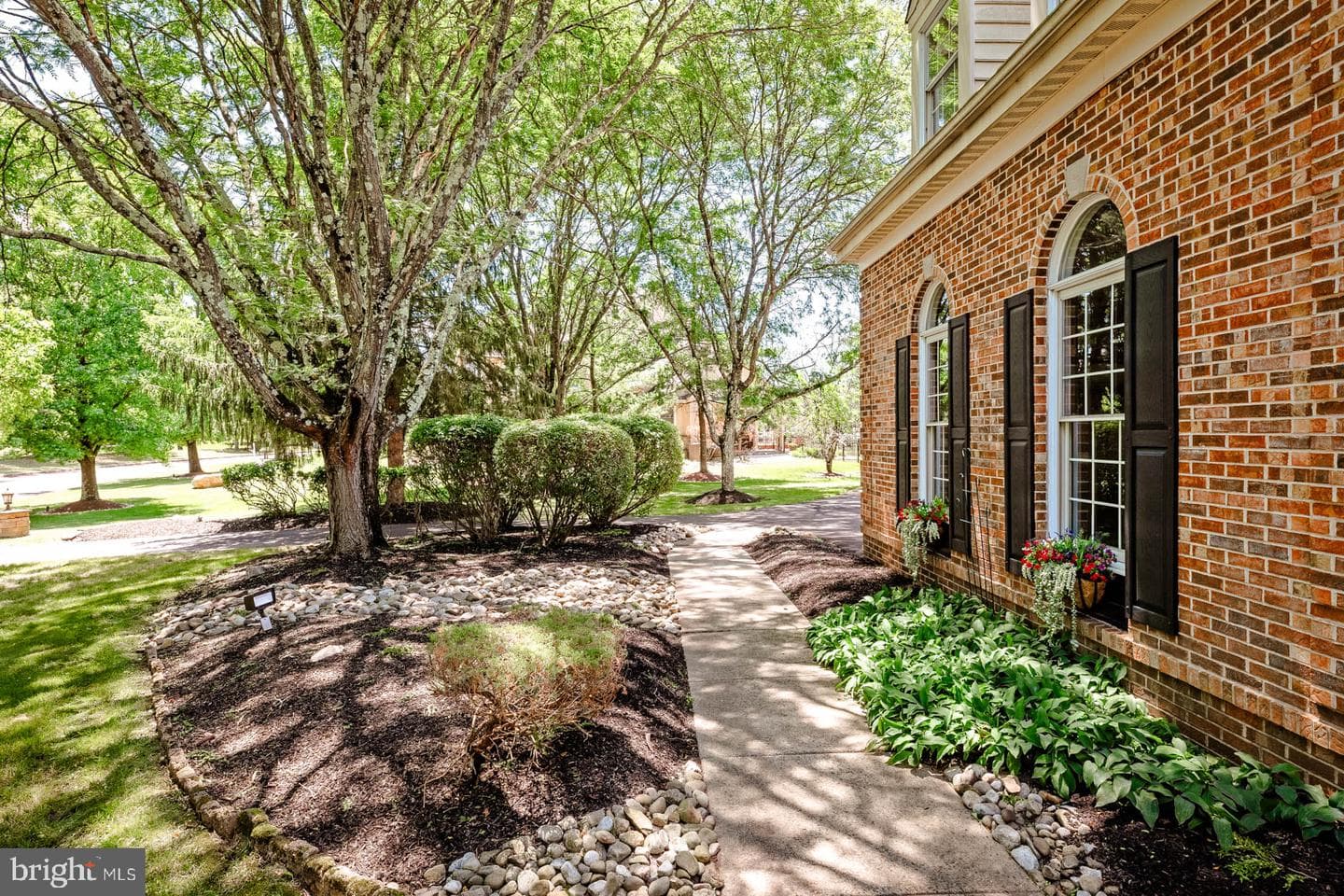 8 Golfview Drive photo 3