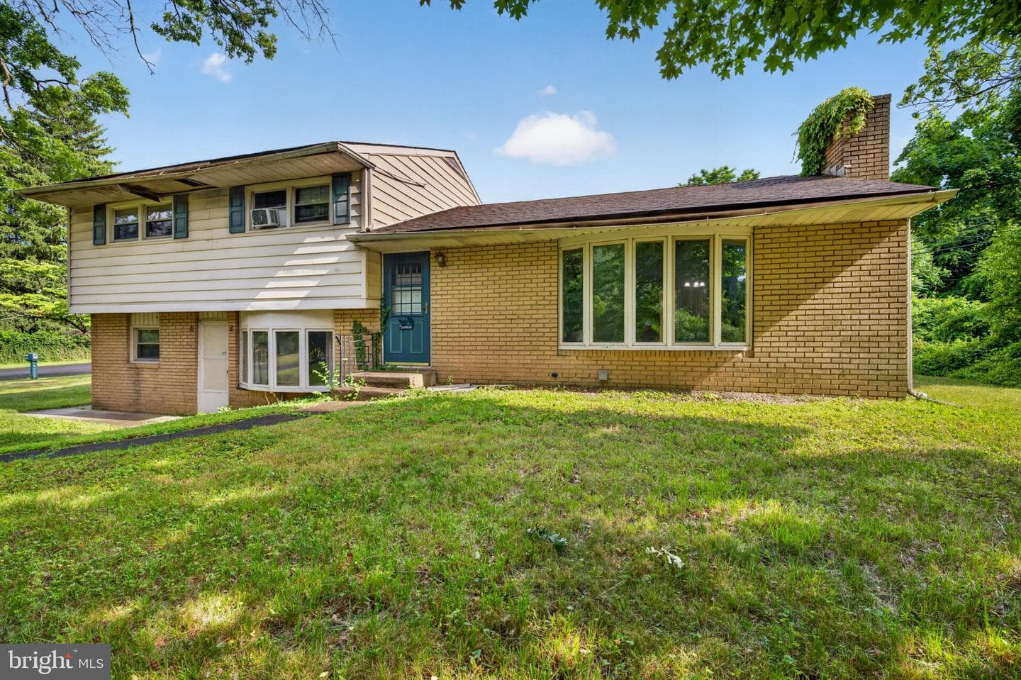 933 Big Oak Road, Yardley