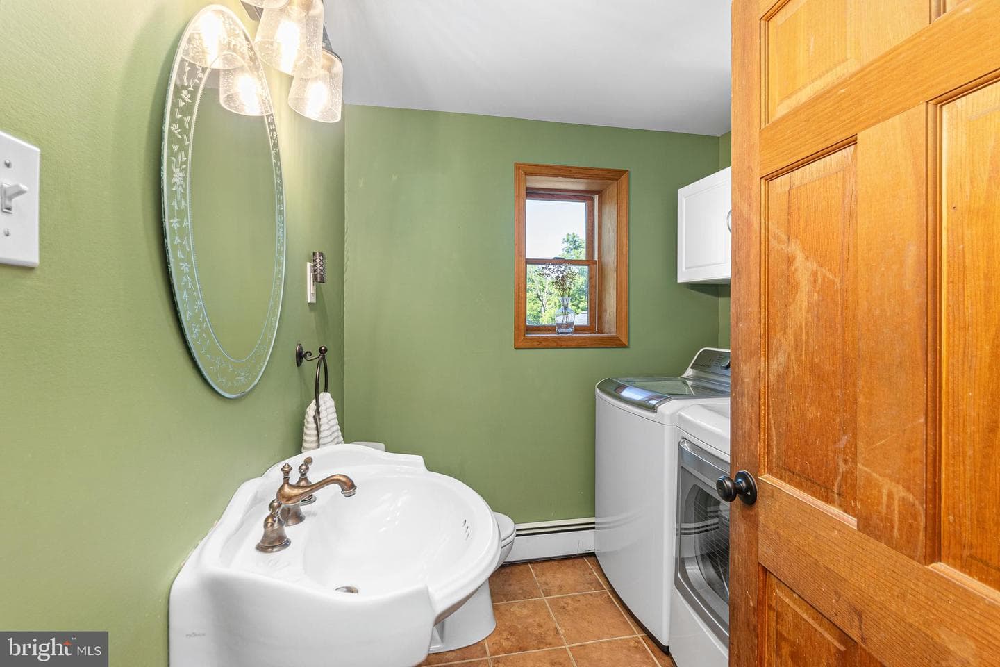 1074 N Easton Road photo 10