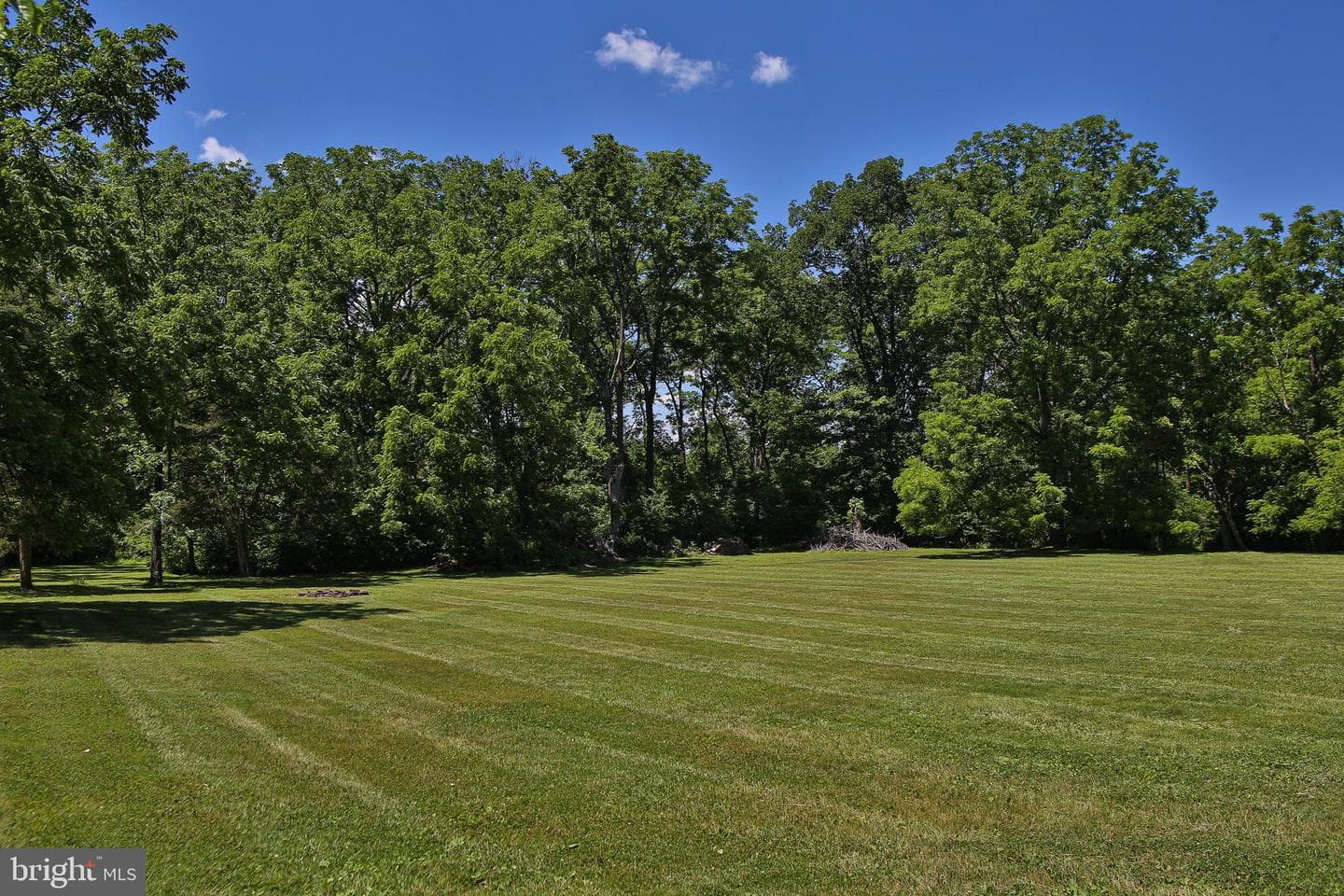 1074 N Easton Road photo 33
