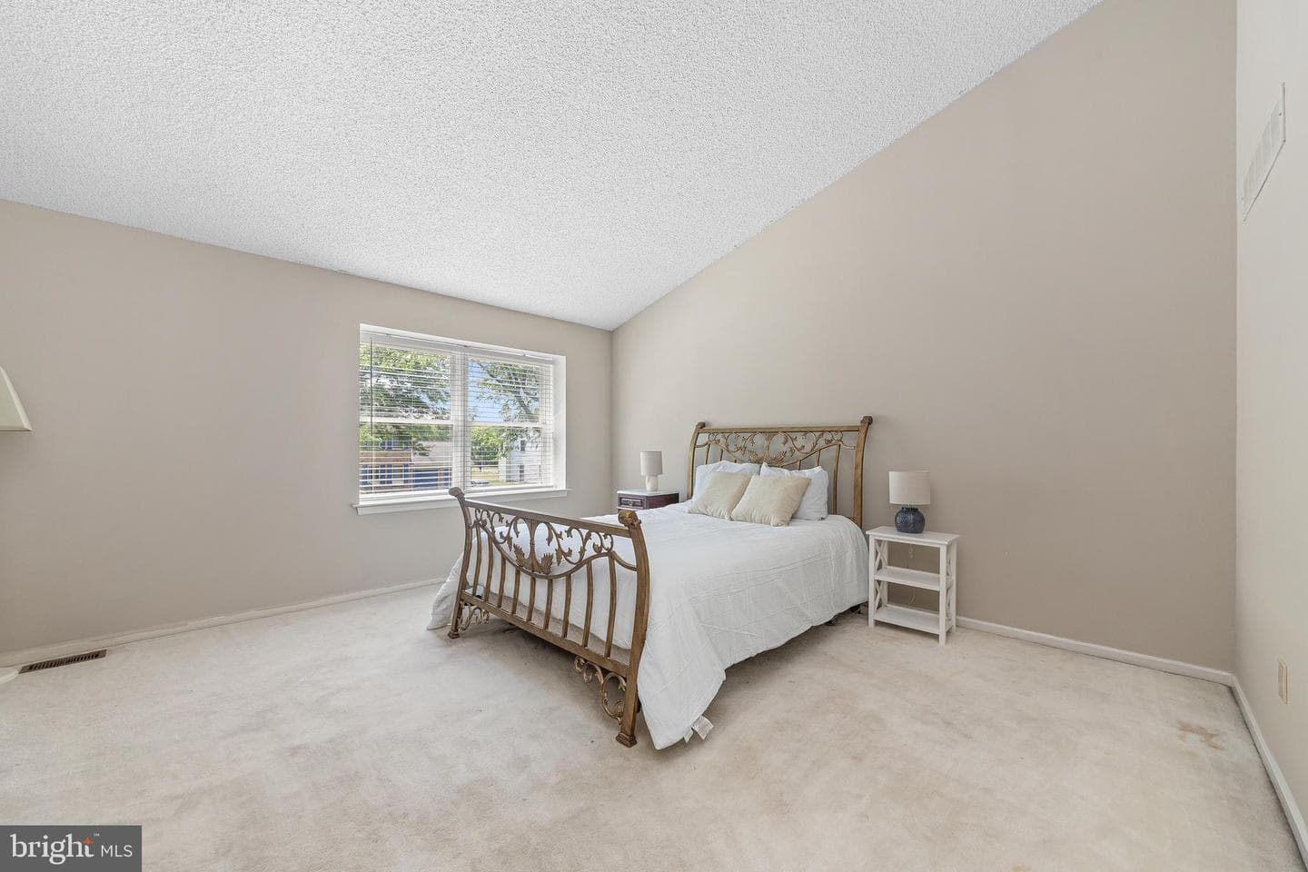 5 Zinnia Drive photo 13