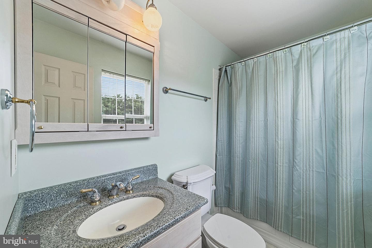 1934 Colonial Drive photo 23