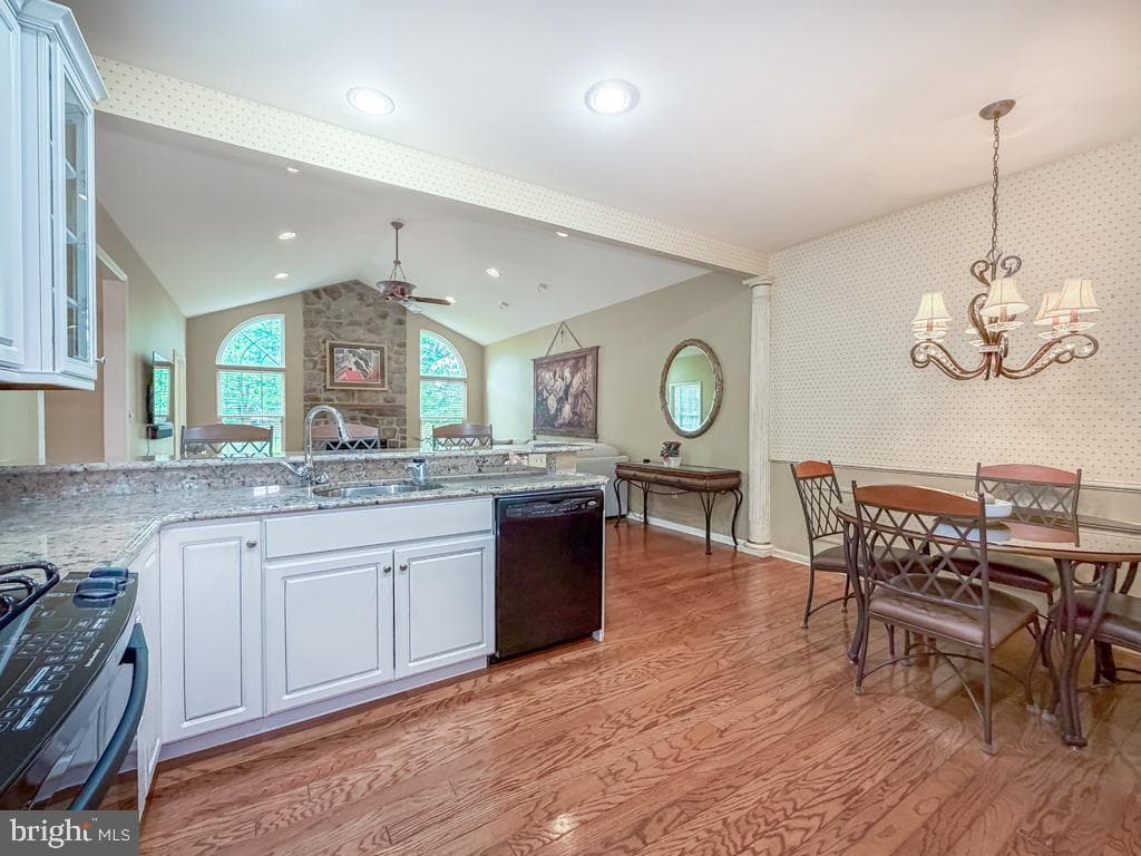 233 Shady Brook Drive photo 11