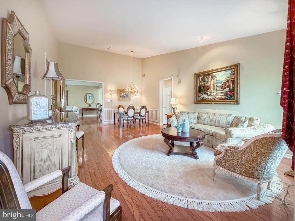 233 Shady Brook Drive photo 3