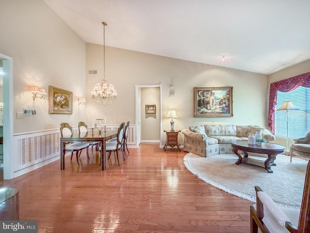 233 Shady Brook Drive photo 4