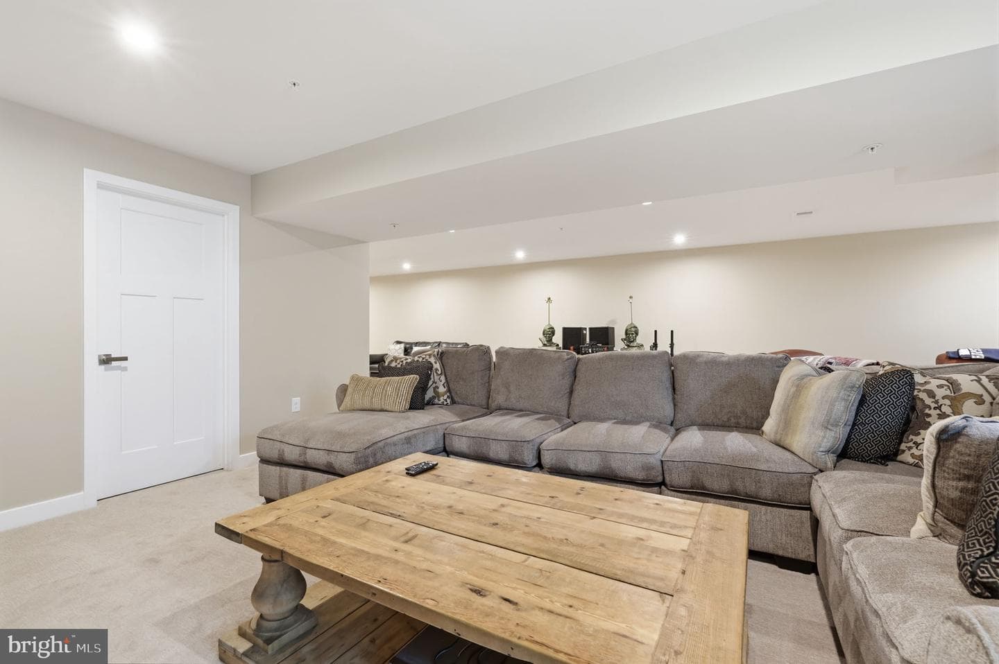 30 Griffin Way photo 39