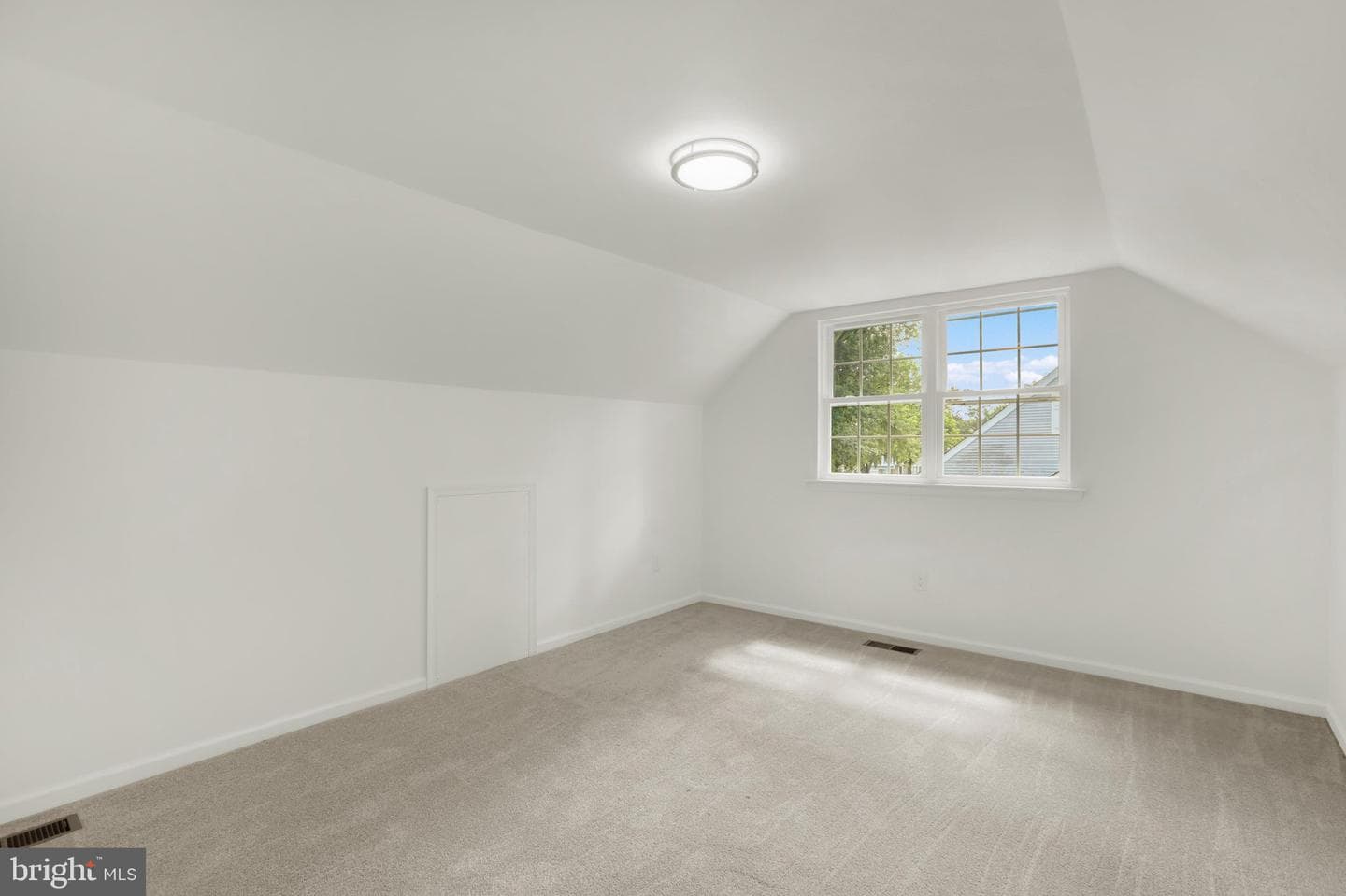 3032 Gilbert Drive photo 25
