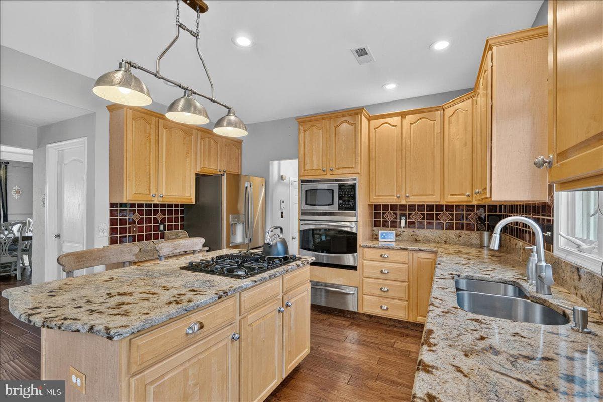 4205 Michener Road photo 18
