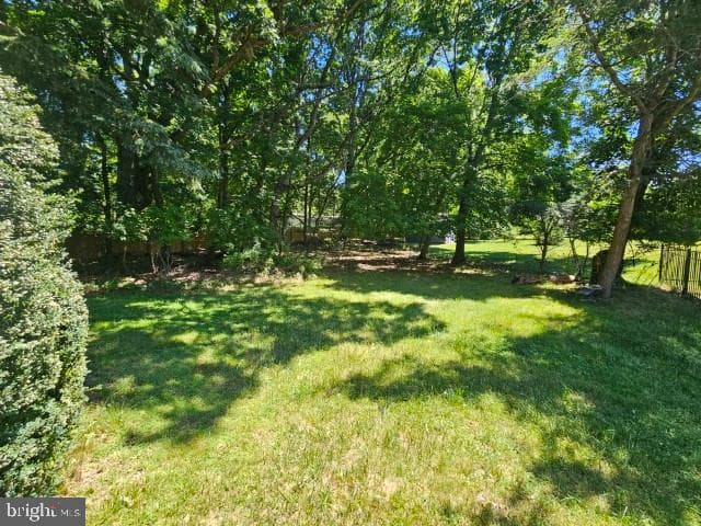 1229 Woodbrook Lane photo 3