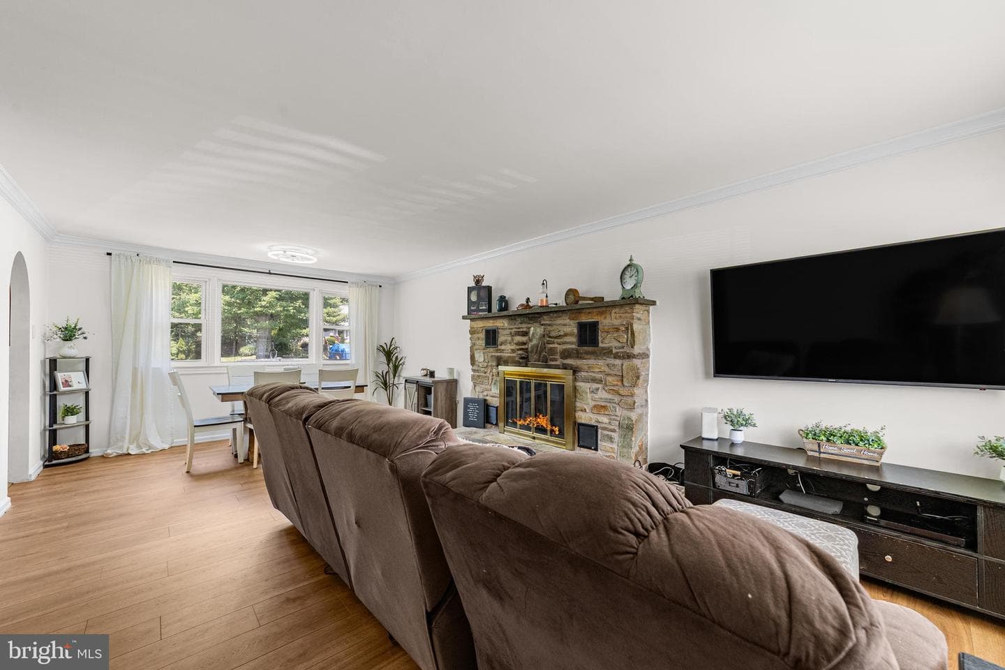 412 Woodbine Avenue photo 4
