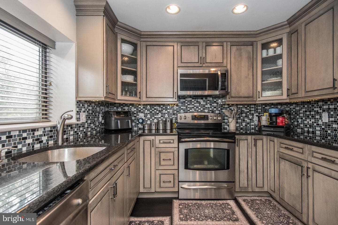 23 Begonia Lane photo 11