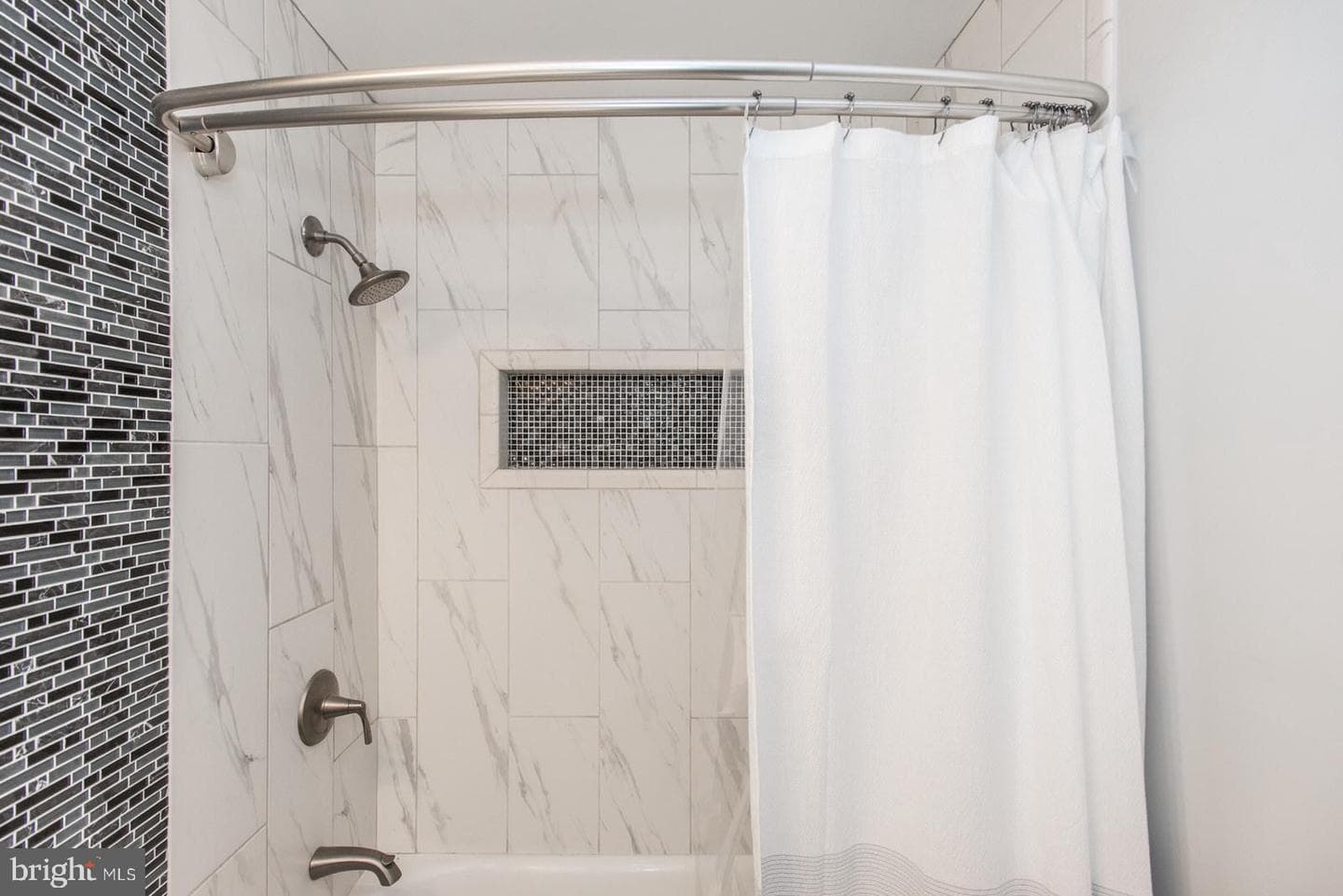 23 Begonia Lane photo 31
