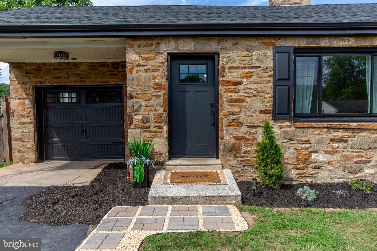 123 Holly Road photo 5