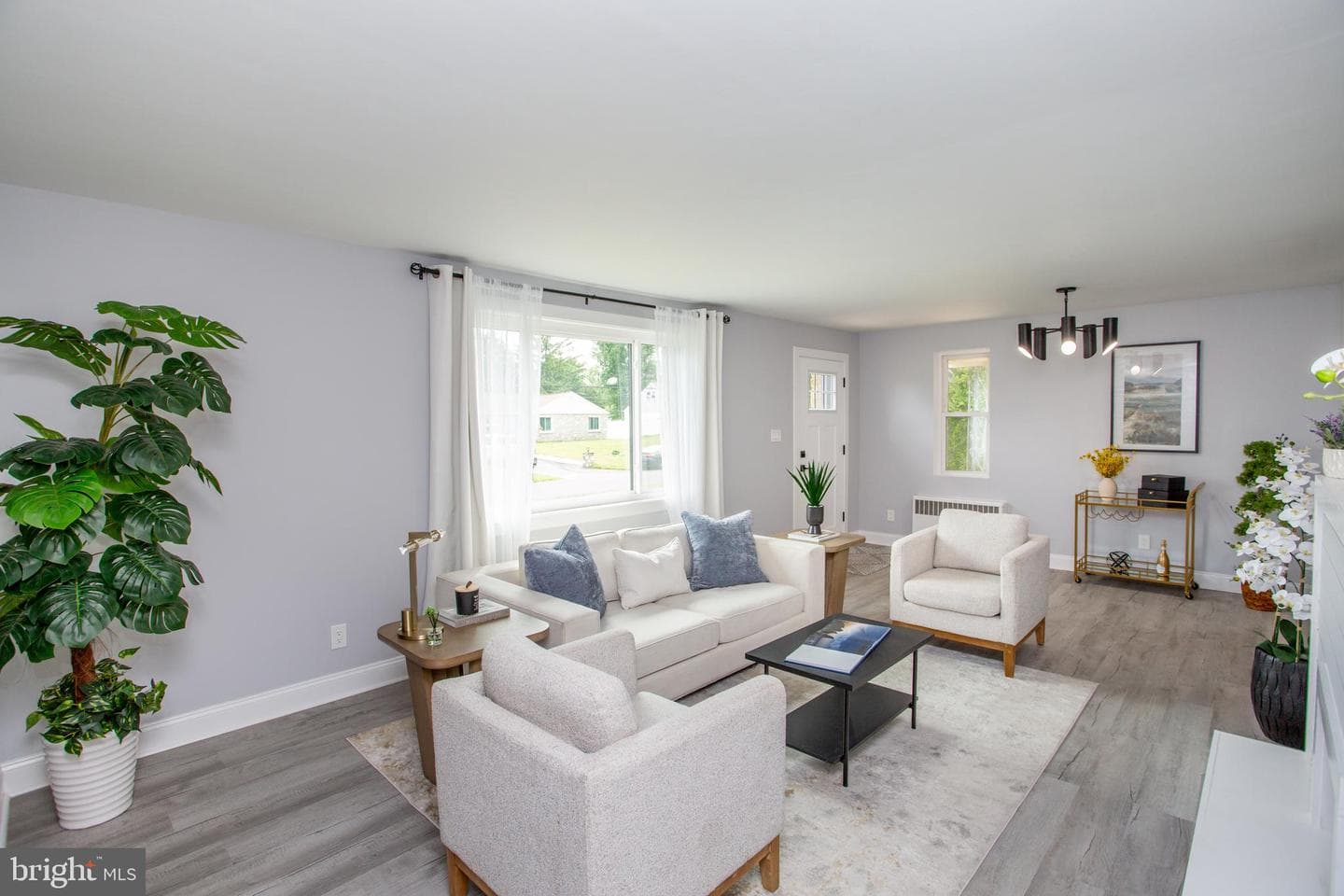 123 Holly Road photo 9