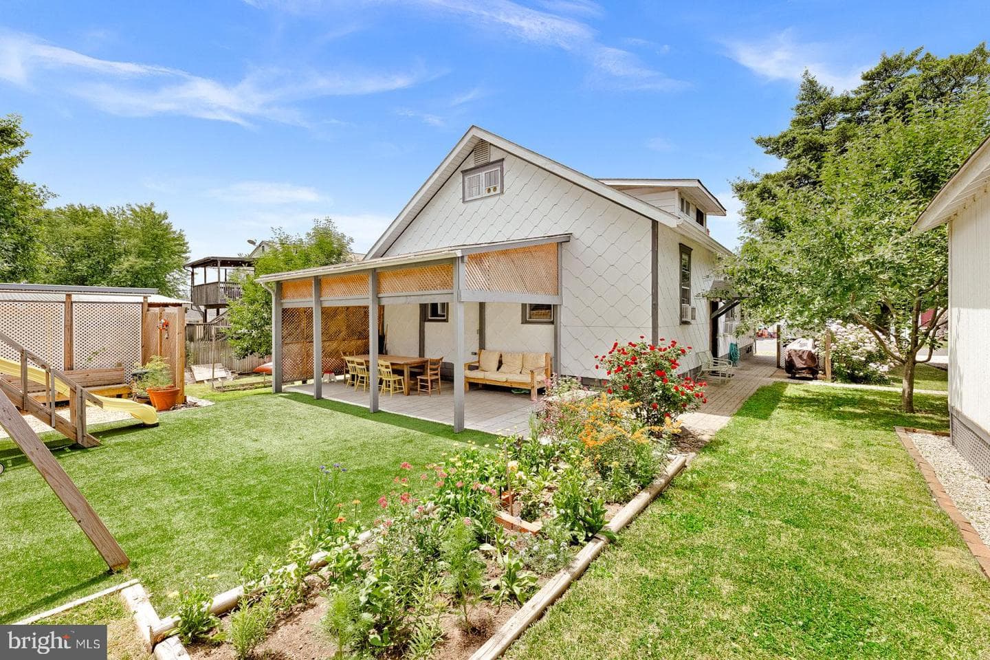 949 Edgewood Avenue photo 38