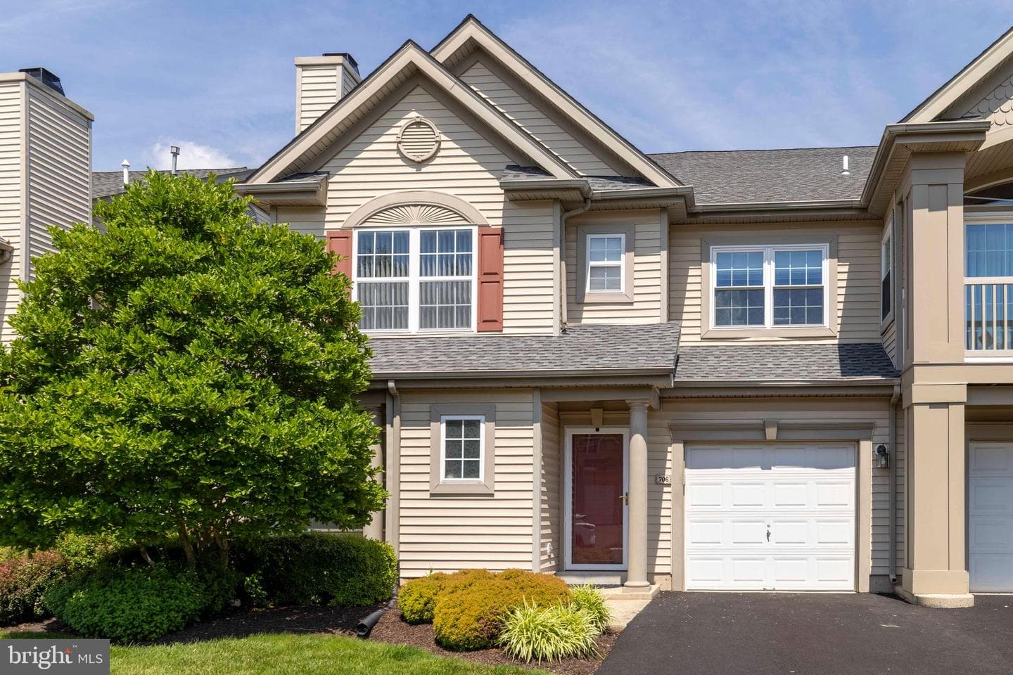 706 Julian Drive W #W, Warwick