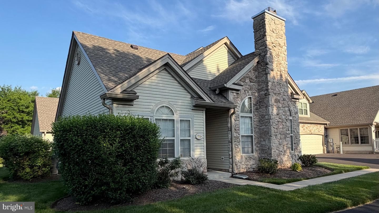 25 Legacy Oaks Drive, Richboro