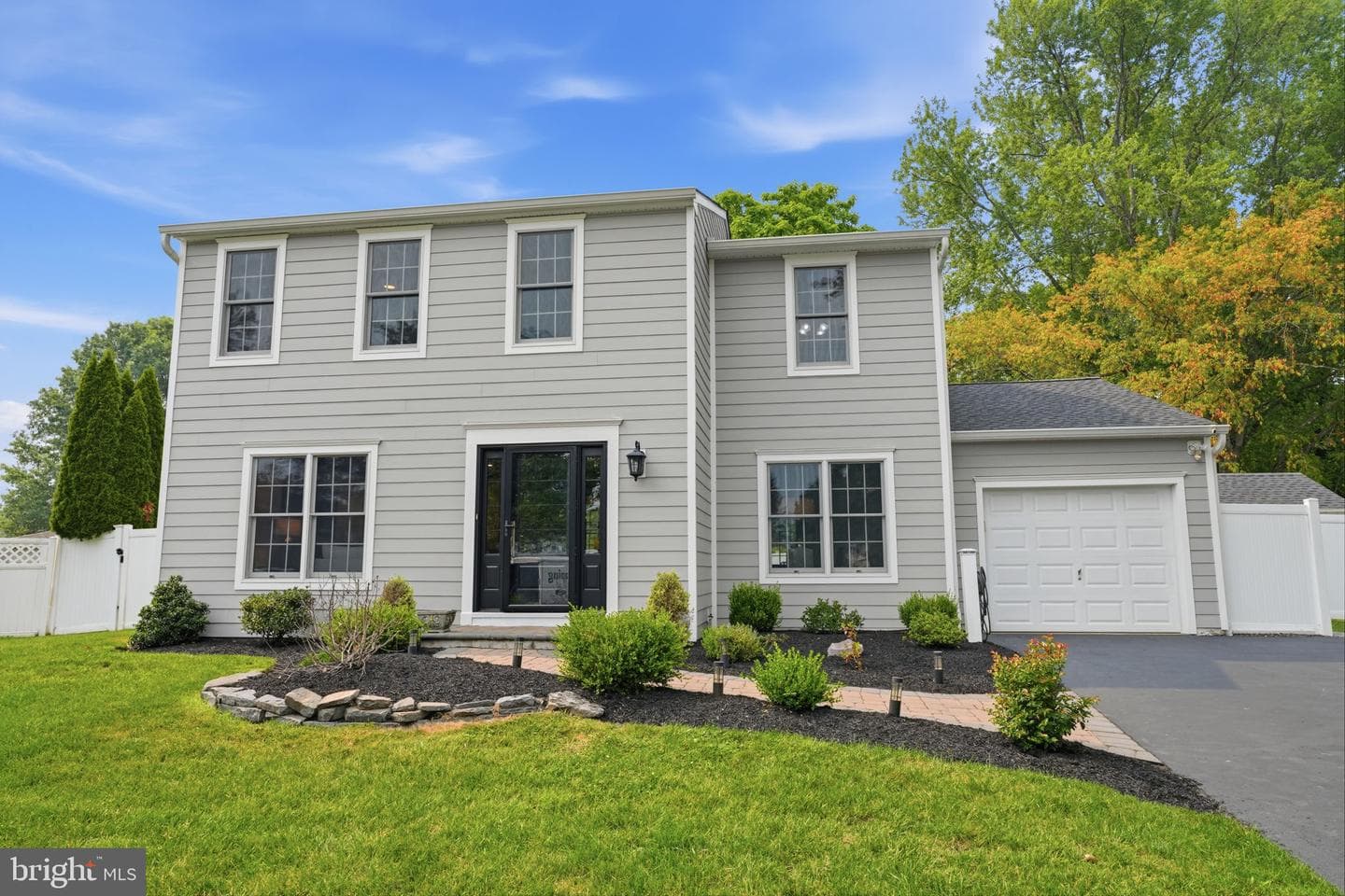 30 Balsam Court, Holland