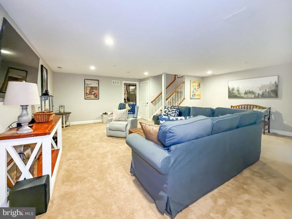 2410 Rosemont Terrace photo 18