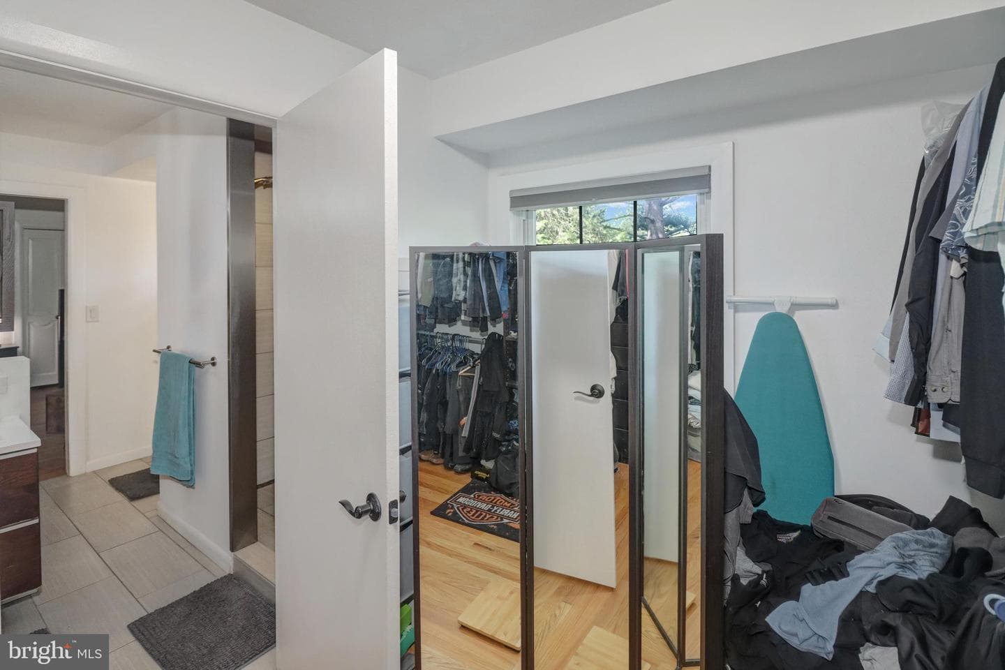 713 Ardsley Court photo 27