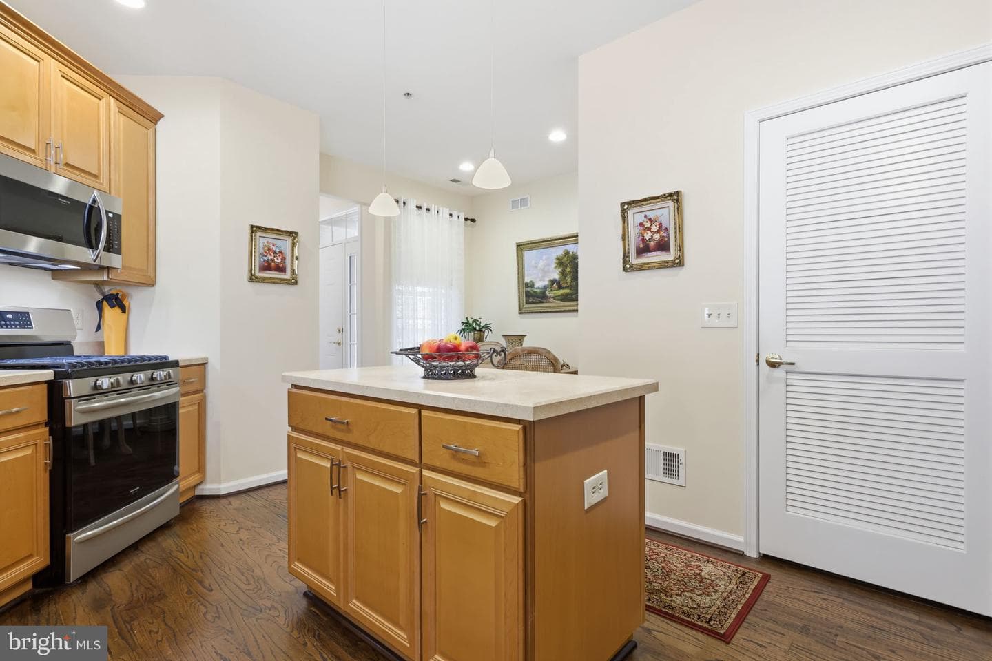 1203 Lyndhurst Court #82 photo 11