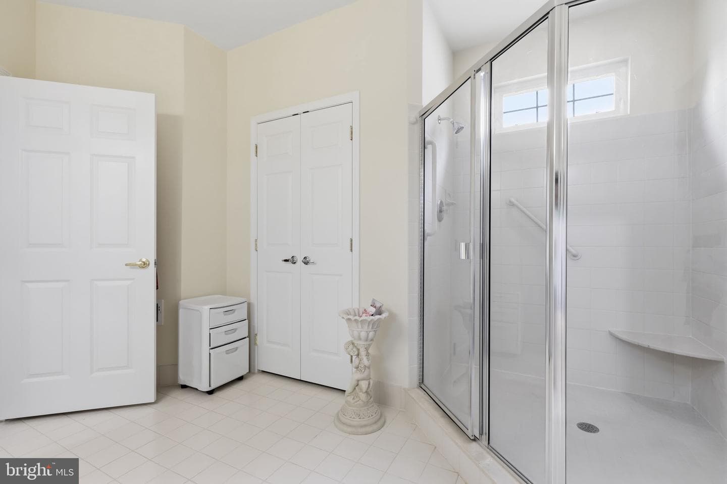 1203 Lyndhurst Court #82 photo 22