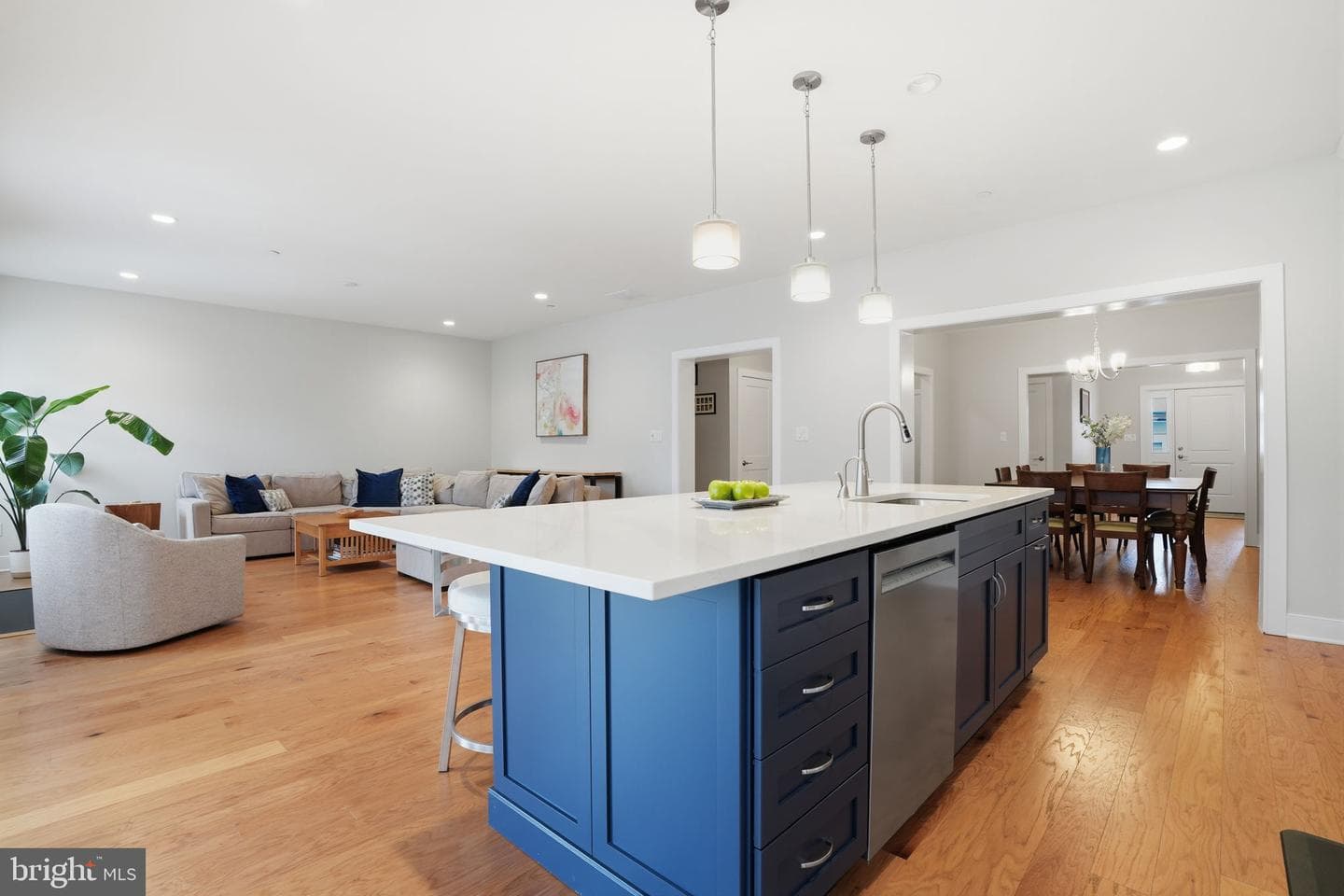 506 Carmela Way photo 11