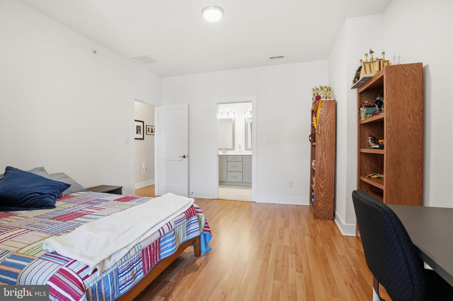 506 Carmela Way photo 32