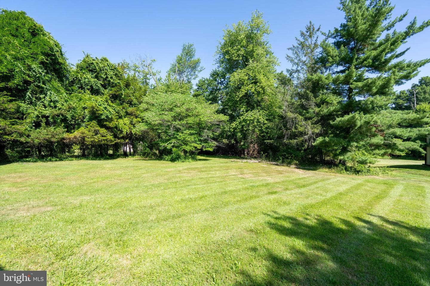 2561 Pickertown Rd photo 17