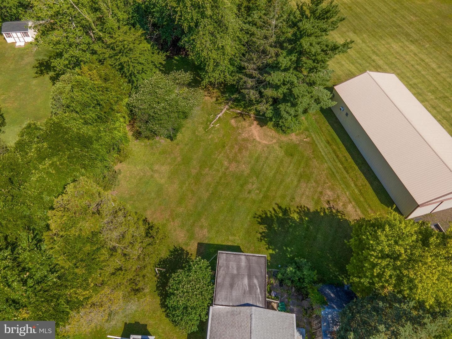 2561 Pickertown Rd photo 23