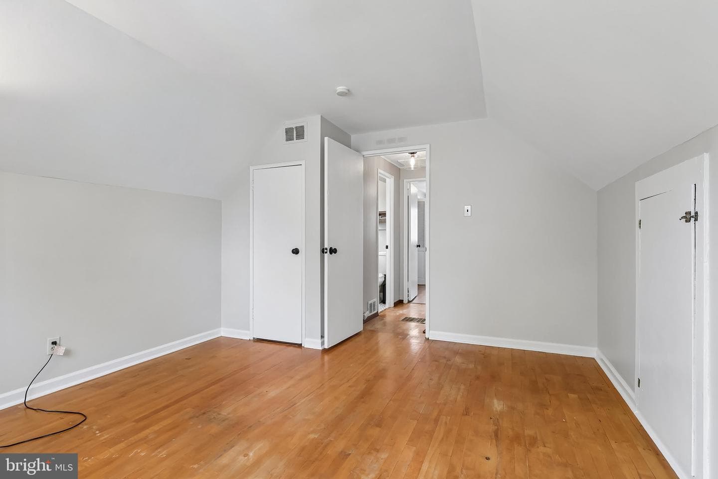 586 Doloro Drive photo 24