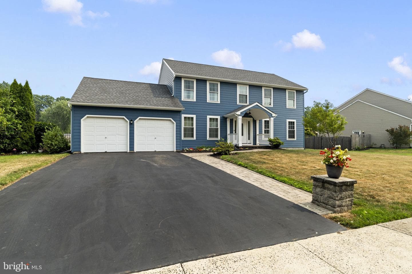 113 Greenfield Lane photo 3