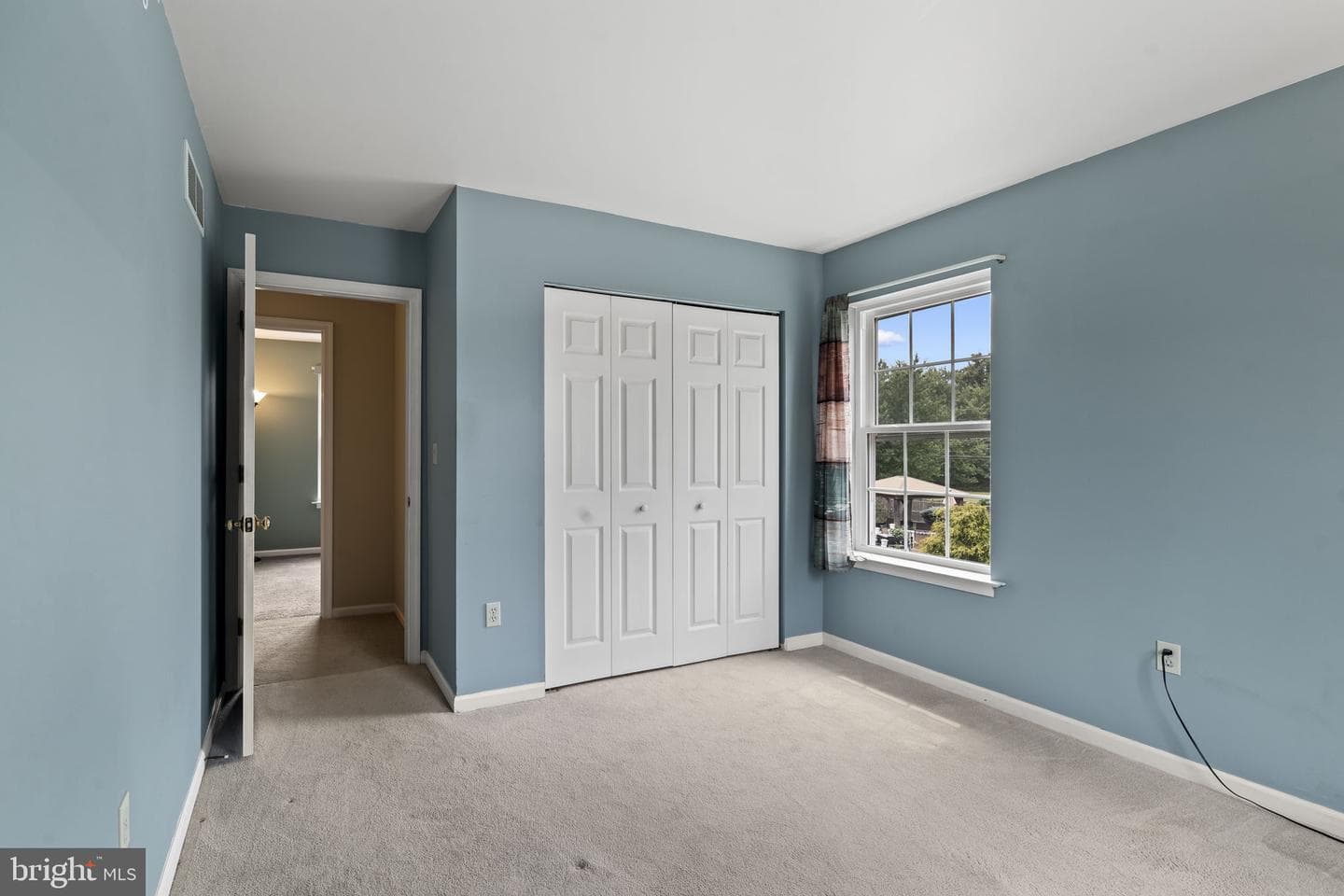 113 Greenfield Lane photo 36
